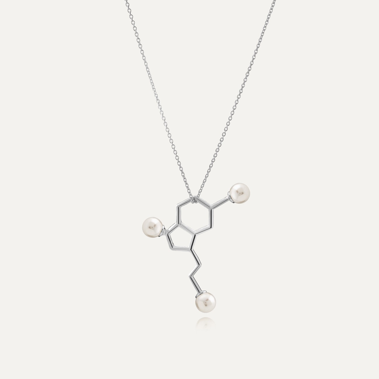 Srebrny naszyjnik SEROTONINA z dużymi perłami Swarovskiego, wzór chemiczny 925