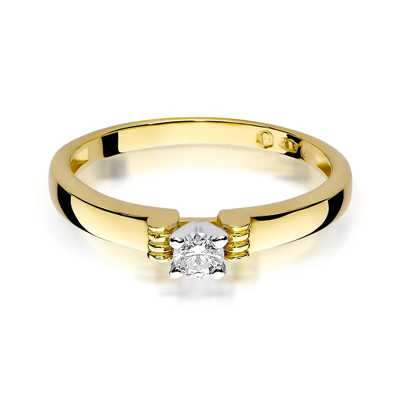 Gold ring mit diamant