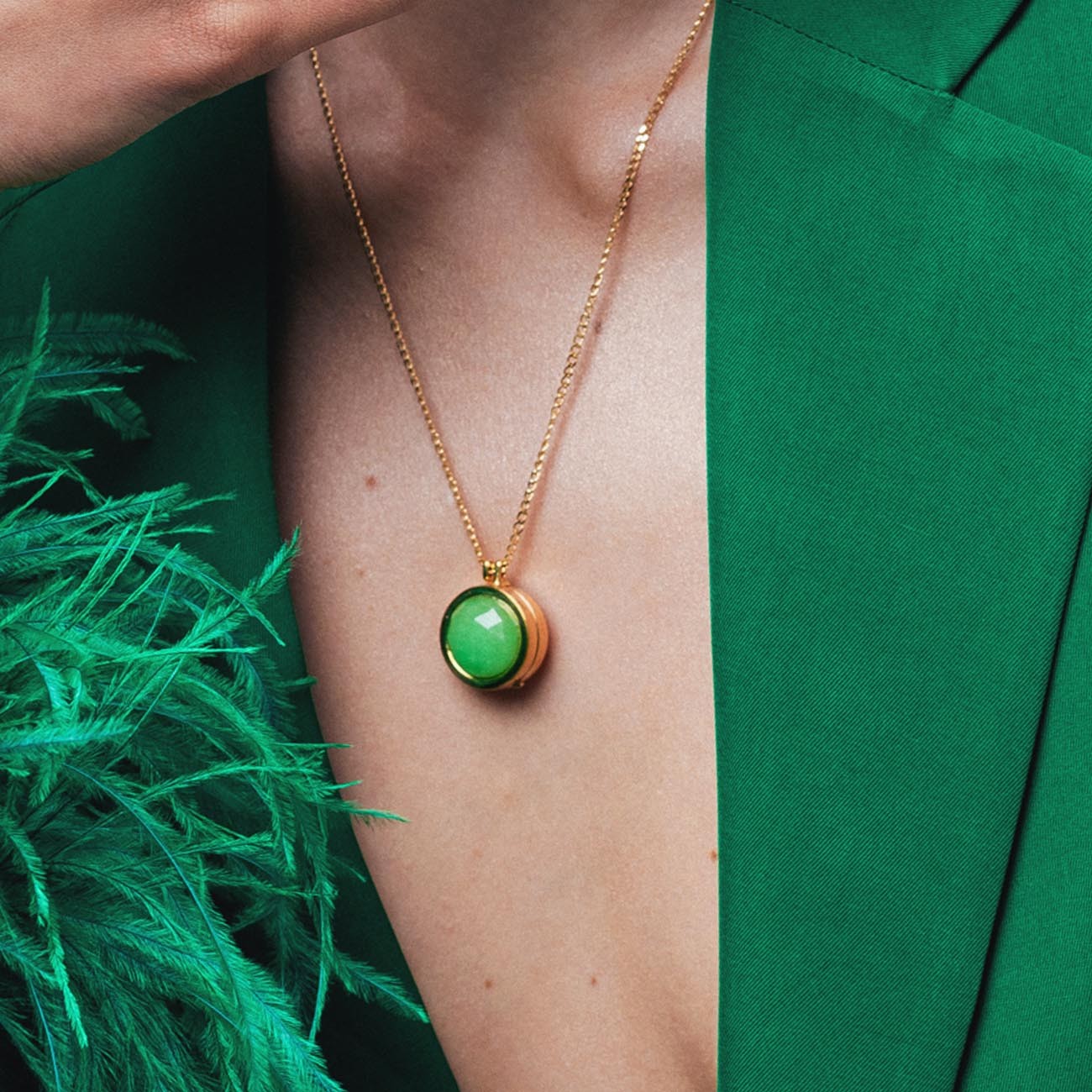 Halskette mit Medaillon-Anhänger, graviert & foto, grün naturstein, sterlingsilber 925