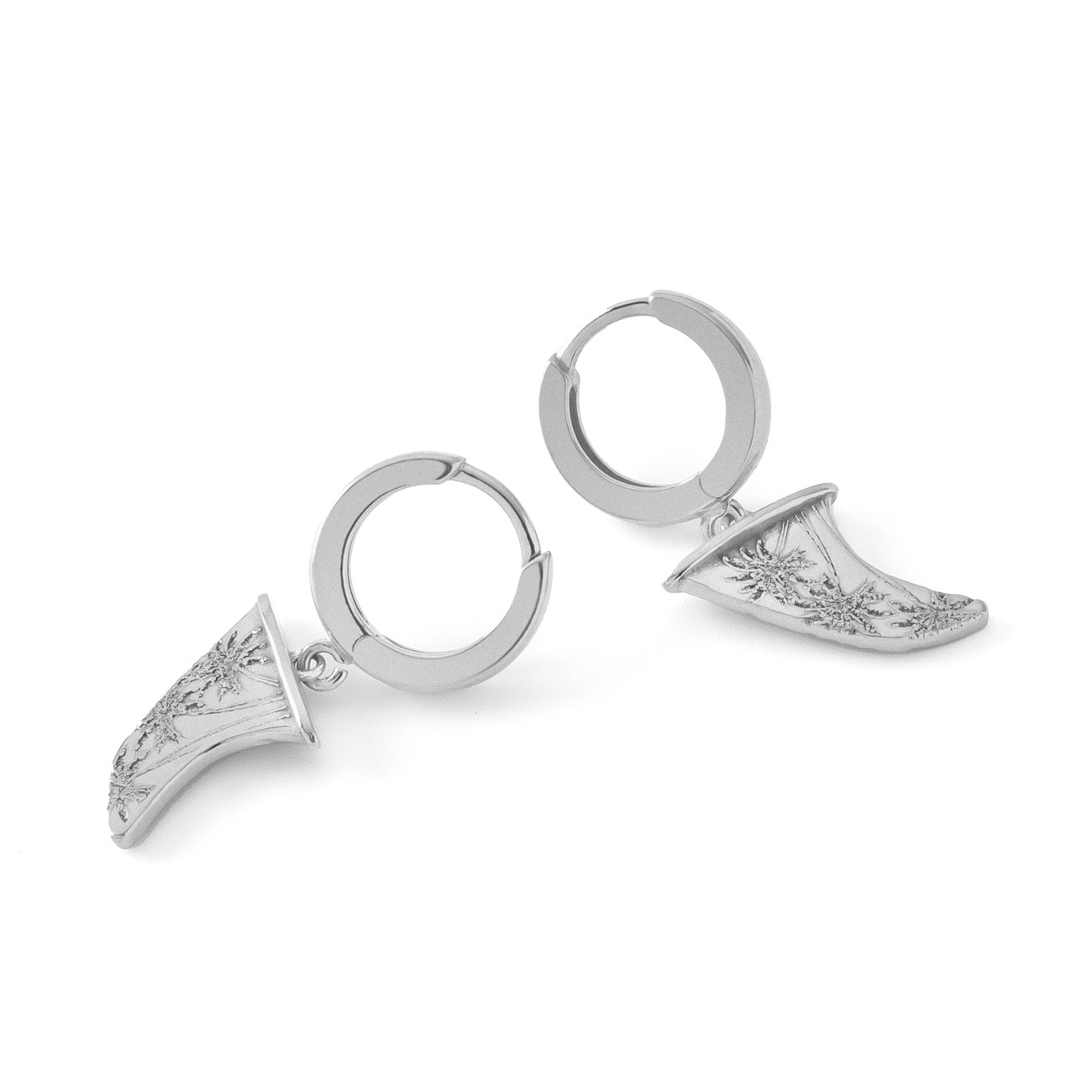 Silver earrings with a fin-shaped pendant, AUGUSTYNKA x GIORRE