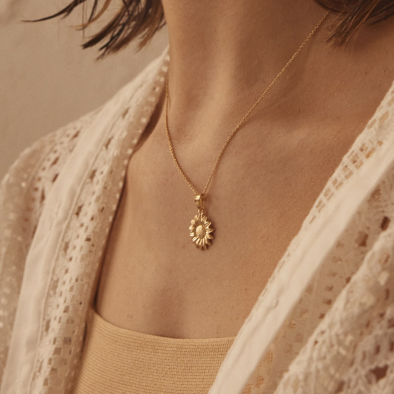 Silver sunflower necklace, AUGUSTYNKA x GIORRE