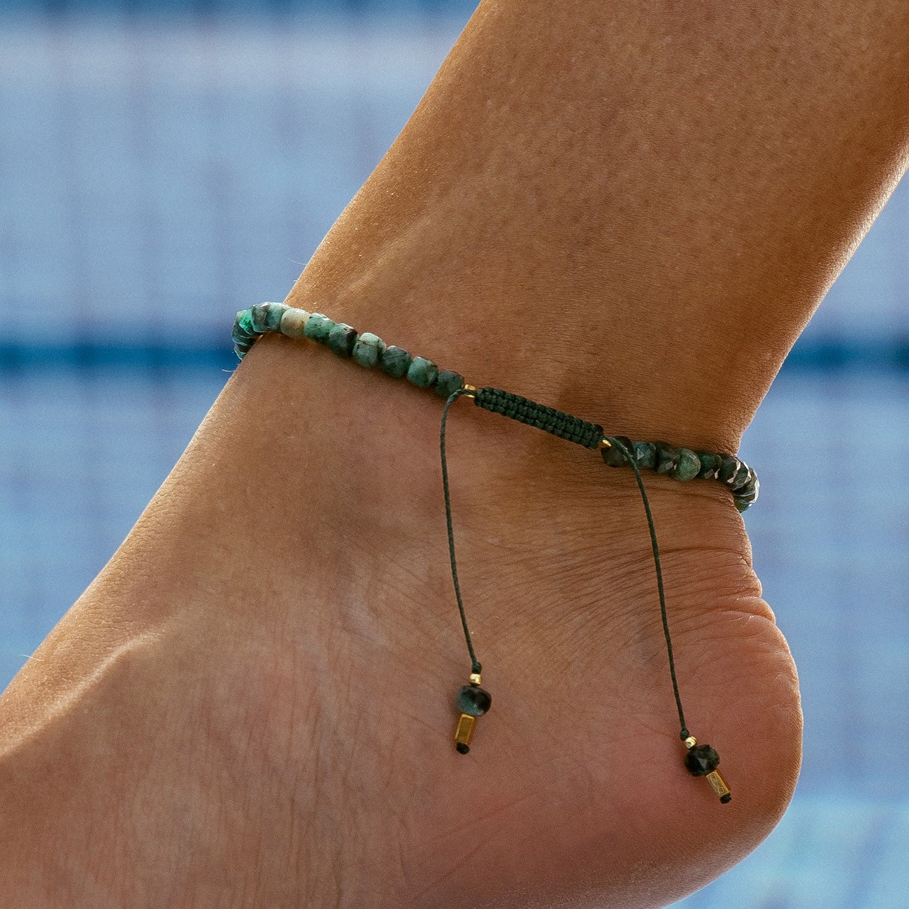 Silver anklet with natural stone - emerald