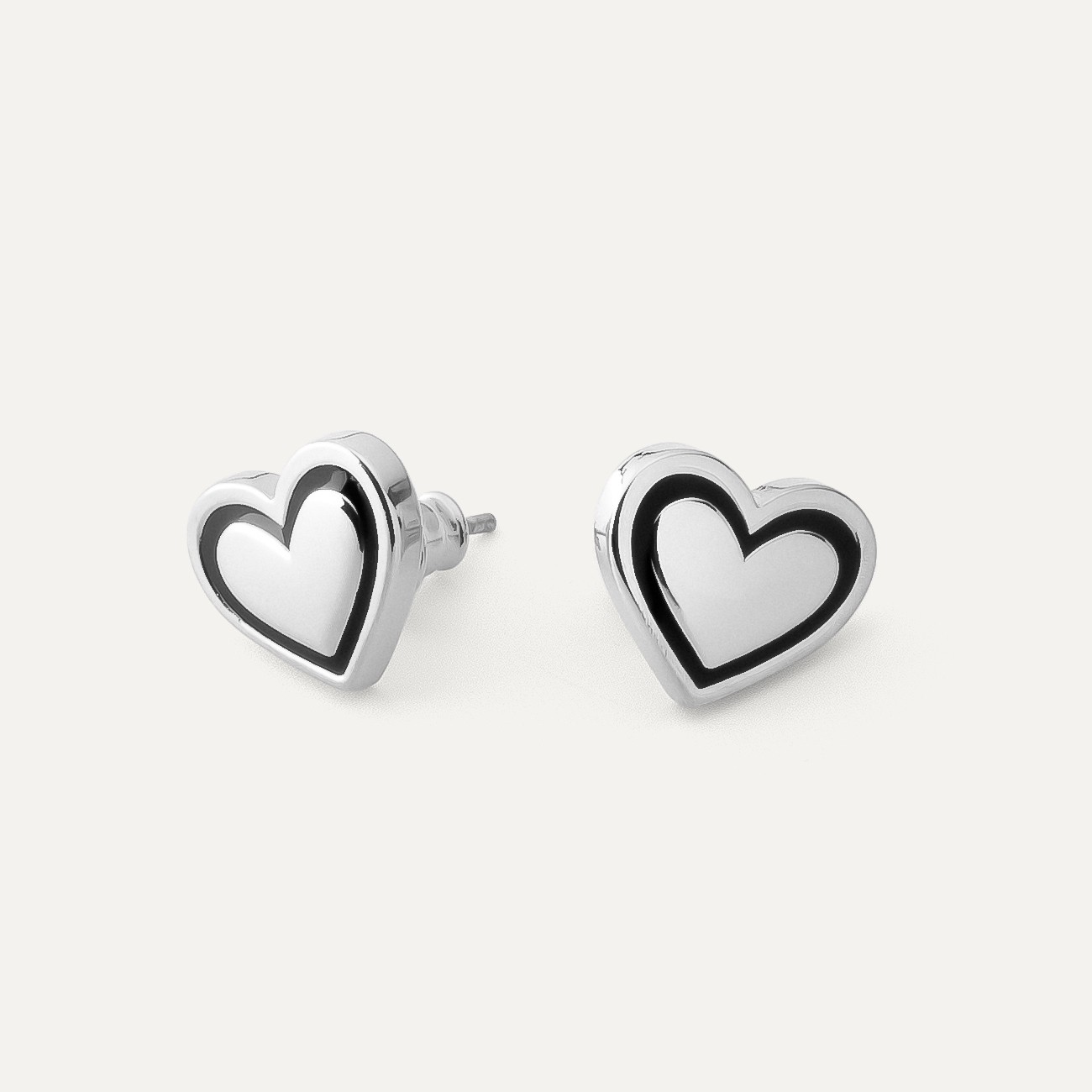 Heart earrings with black resin, sterling silver 925