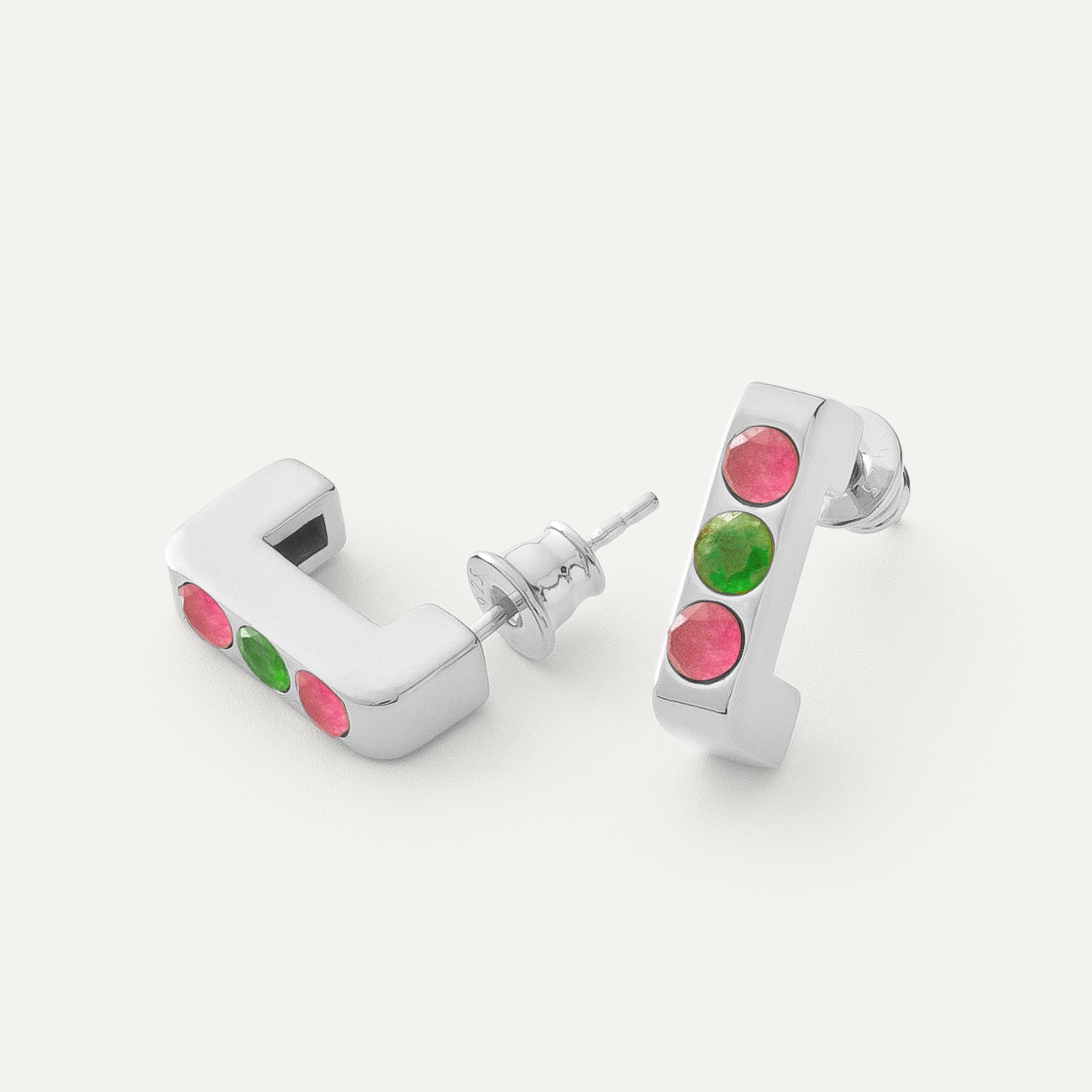 Ohrstecker mit Steinen -grüner und rosa Jadeite, 925er Silber platiniert