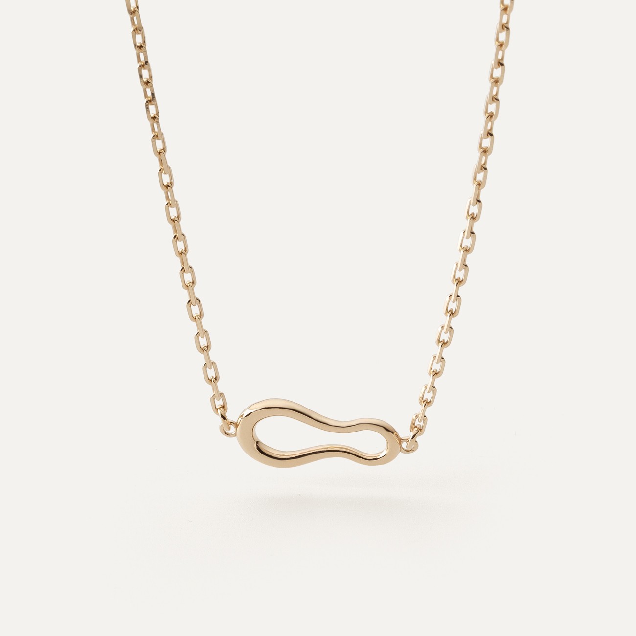 Necklace with horizontal blown pendant gold plated