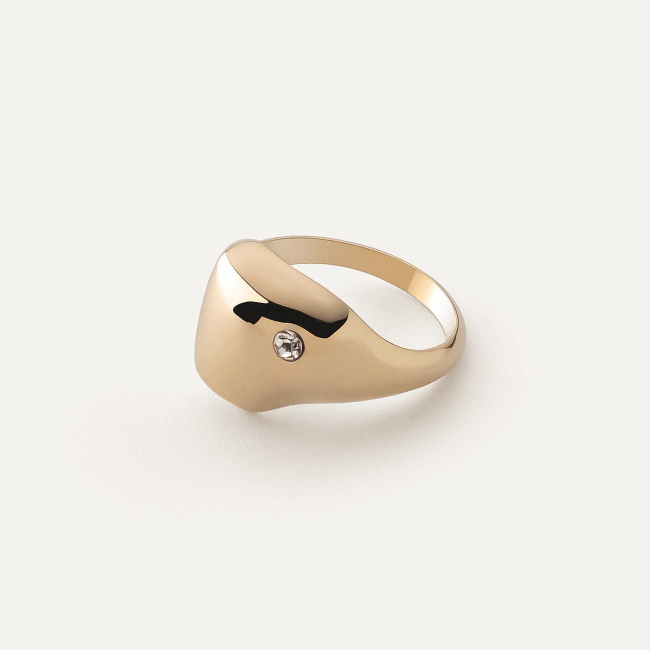 Irregular dome ring with cubic zirconia gold plated