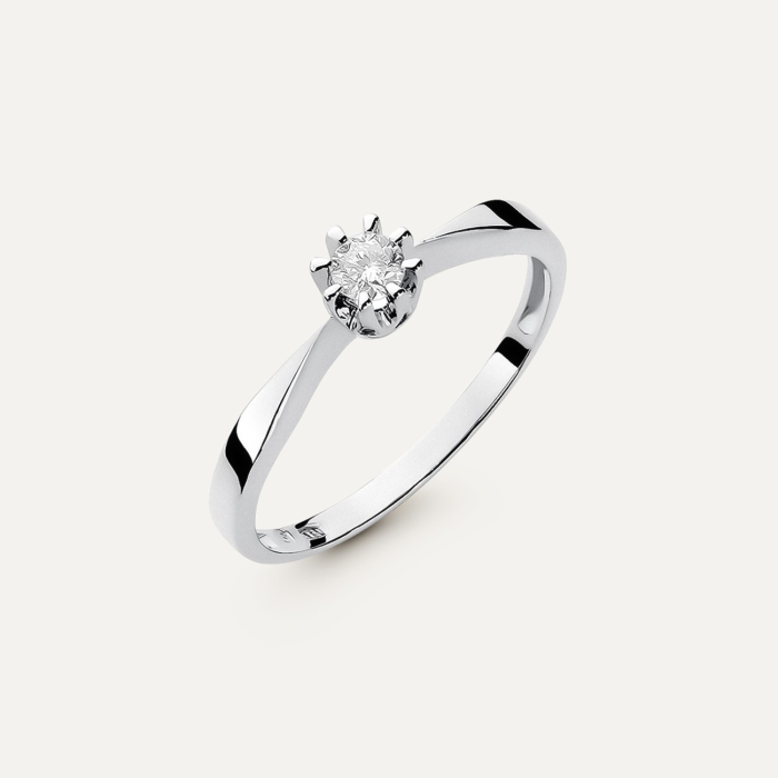Złoty pierścionek zaręczynowy z brylantem 0,15 ct - Klasyka, złoto próby 585 białe 