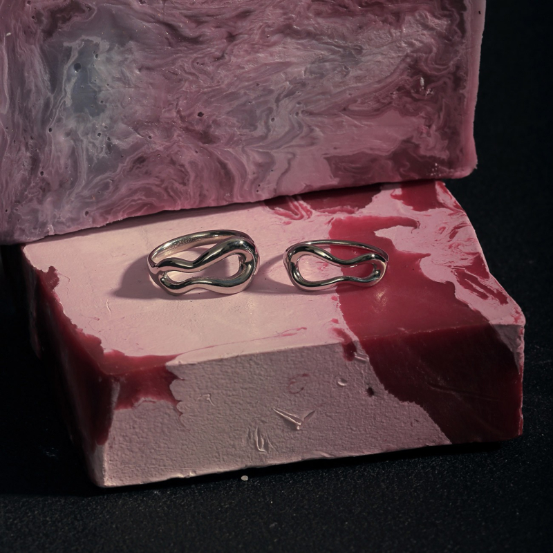 Delicate irregular ring gold plated                                    