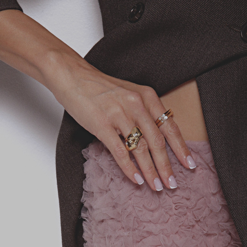 Inflatable irregular ring with zirconia gold plated                                    