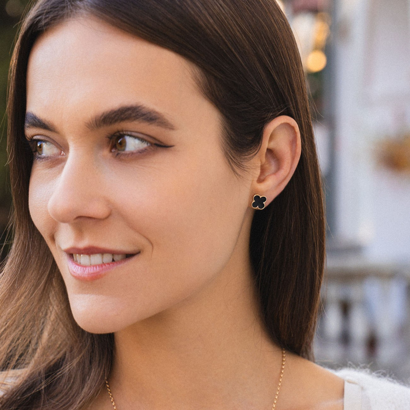 Earrings small clover made of black resin on post, 925 silver, platinum plated                                    