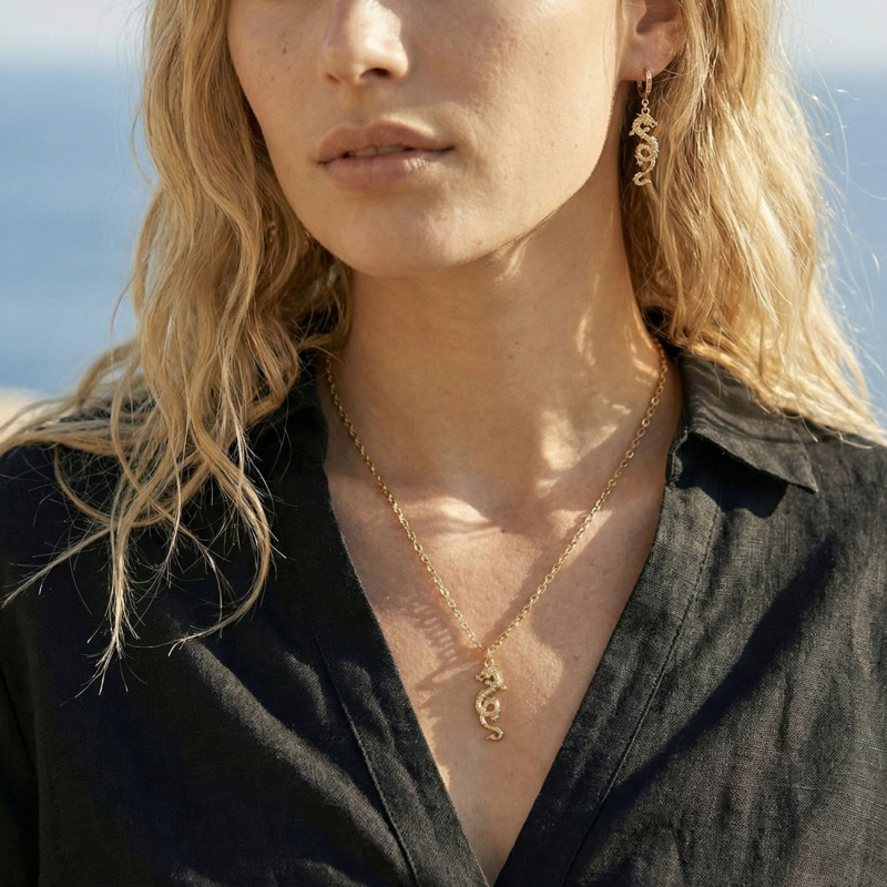 Dragon necklace, sterling silver 925 gold plated                                    