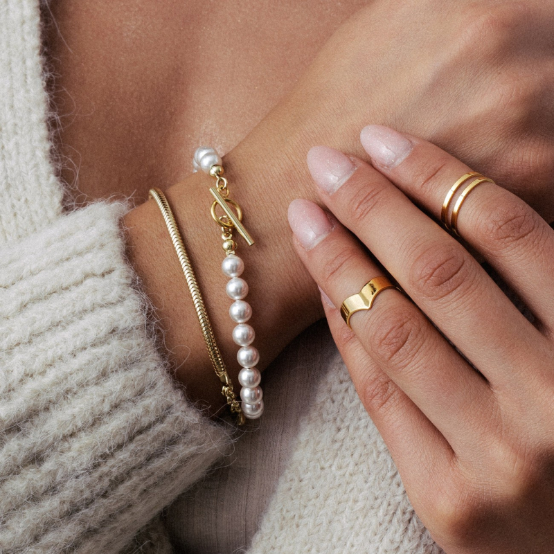 Silver knuckle ring, heart platinum plated                                    