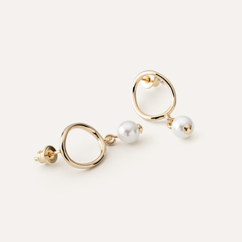 Irregular hoop earrings with a dangling pearl, 925 silver with gold plating