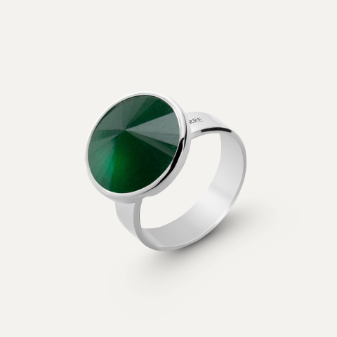 Silver ring with green jadeite, 925 silver platinum plated