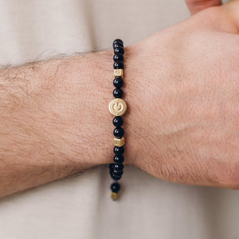 Męska bransoletka z gładkim czarnym spinelem, srebro 925 w złotym pokryciu                                                    