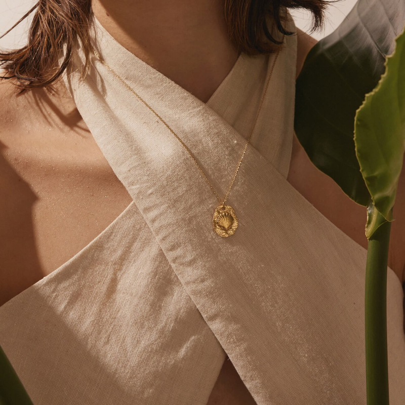 Naszyjnik muszla , srebro 925 w pokryciu platyną                                    