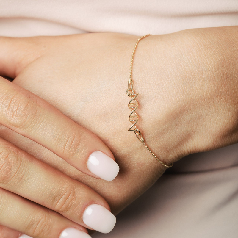 Srebrna bransoletka - wzór DNA w pokryciu platyną                                    