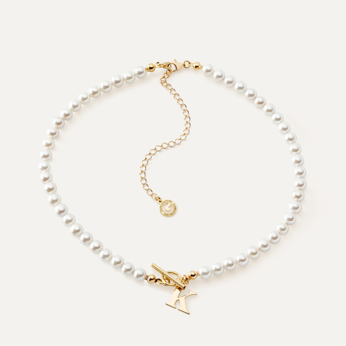 Delikatny choker z perłami i literą , srebro 925 w złotym pokryciu