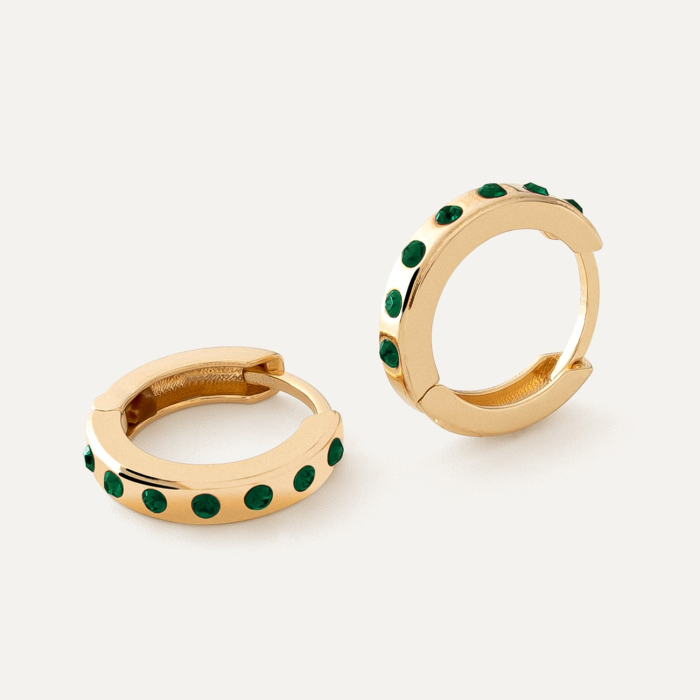 Srebrne kolczyki, małe k&oacute;łka z zielonymi kryształami - bigle kajdanki w złotym pokryciu