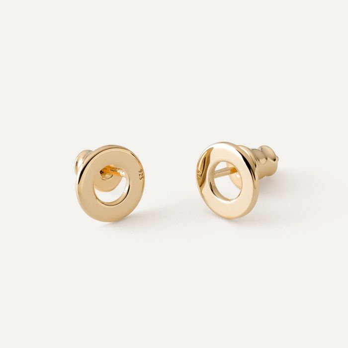 Silver round post earrings with engravaving gold plated