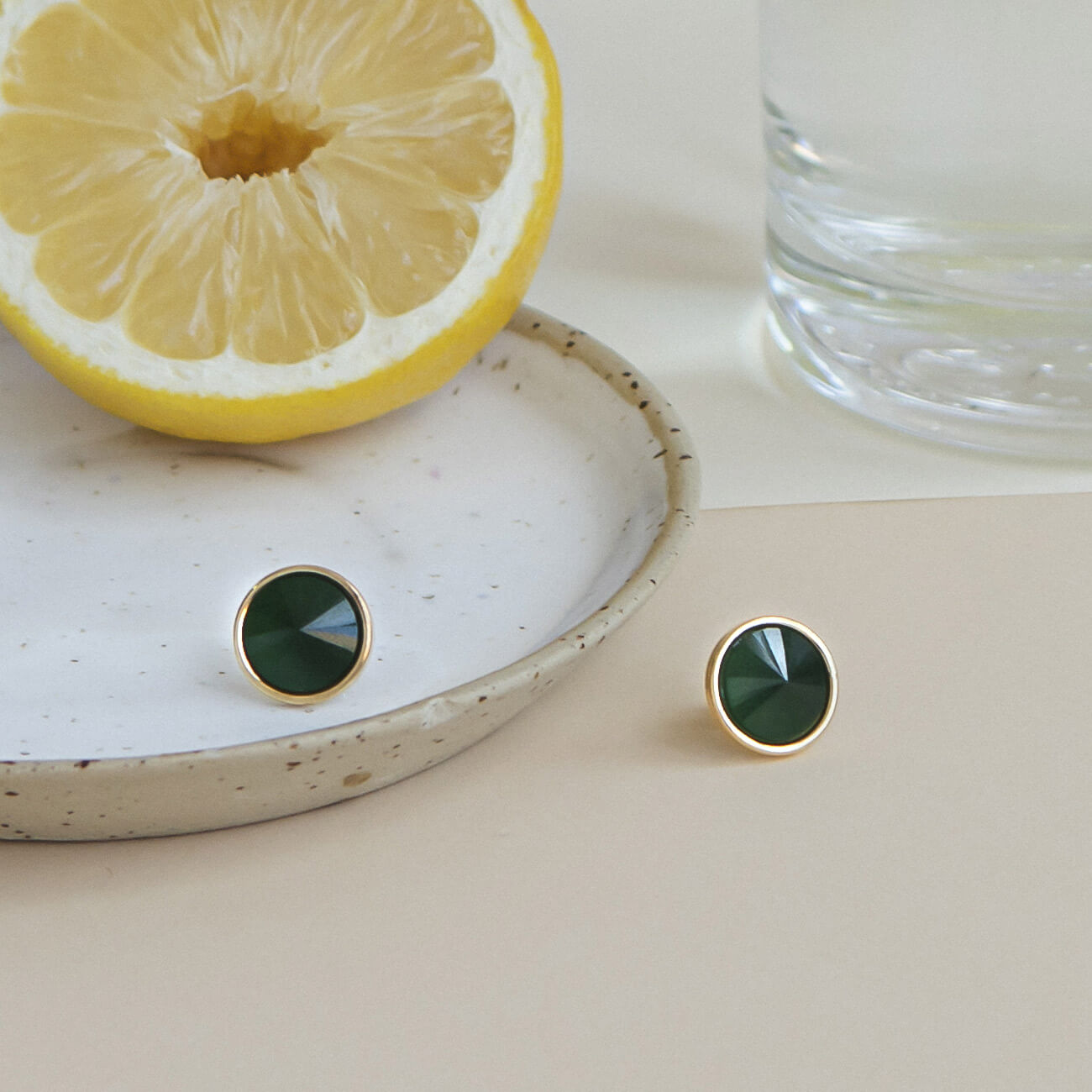 Earrings with jade